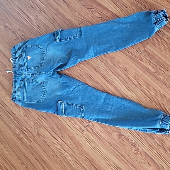 GUESS XS JOGGERS  Retail $86 - Picture 6 of 6